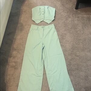 NWOT!!! 
Stylish Mint Women's Wide Leg Pants & Jumpsuit